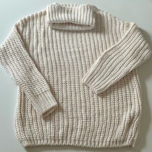 ZARA chunky Creme sweater/dress size M